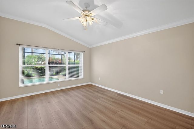 9550 Hemingway LN, Fort Myers, FL 33913