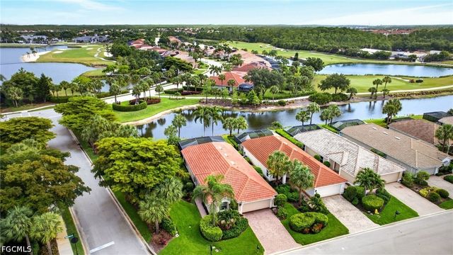 9550 Hemingway LN, Fort Myers, FL 33913