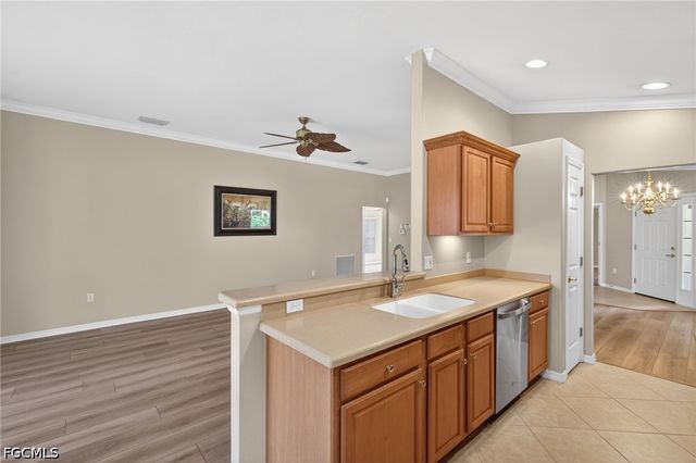 9550 Hemingway LN, Fort Myers, FL 33913