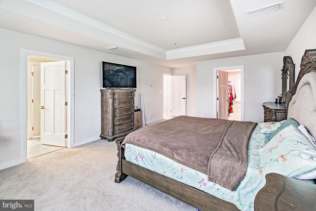604 LONGLEAF DR, Newark, DE 19702