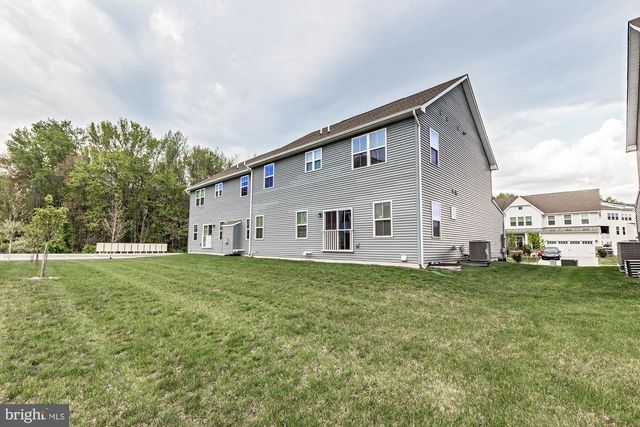 604 LONGLEAF DR, Newark, DE 19702