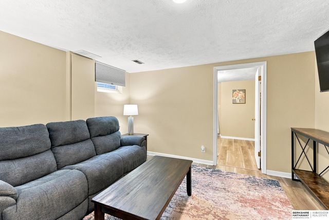 3203 116th Avenue, Omaha, NE 68144