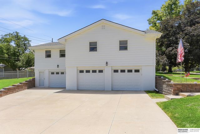 3203 116th Avenue, Omaha, NE 68144