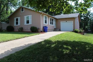 3678 Falcon Avenue, Bridgeton, MO 63044