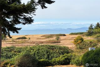 4251 Hollydale Lane, Oak Harbor, WA 98277