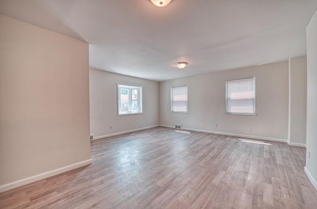 1139 Miller Avenue, Columbus, OH 43206