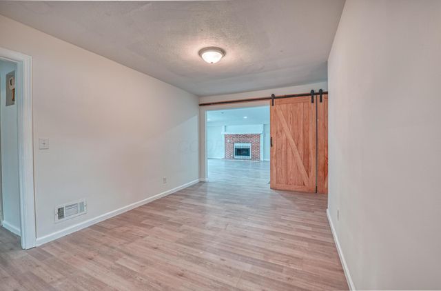1139 Miller Avenue, Columbus, OH 43206