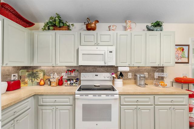 17380 SE 111TH COURT, Summerfield, FL 34491