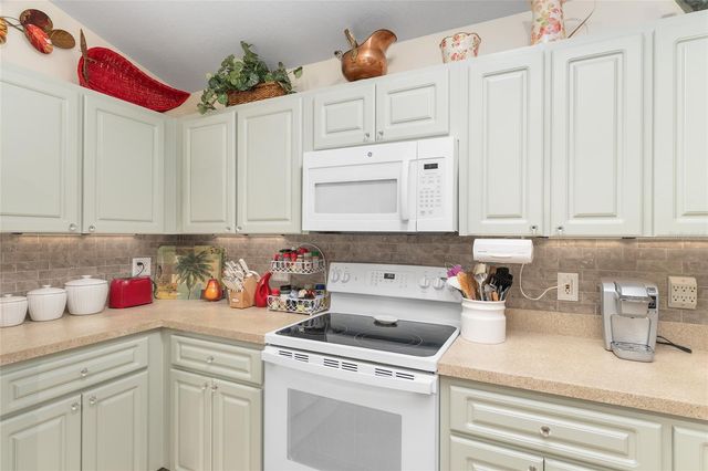 17380 SE 111TH COURT, Summerfield, FL 34491