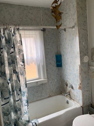 213 Jewett Avenue, Buffalo, NY 14214