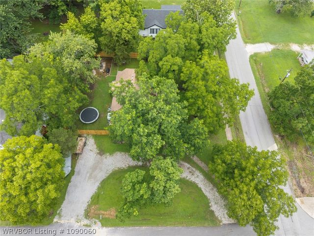 301 W Bean Street, Lincoln, AR 72744