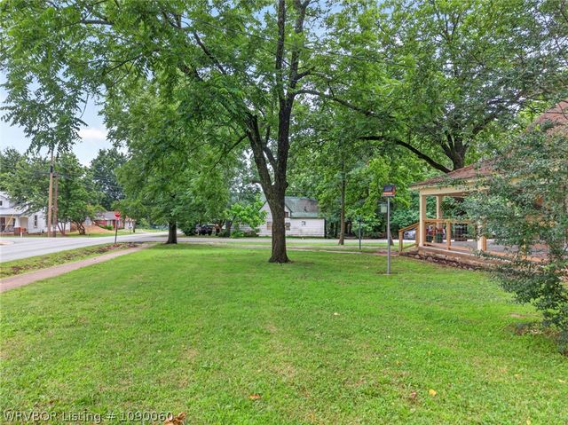 301 W Bean Street, Lincoln, AR 72744