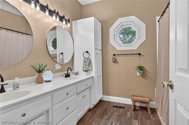 301 W Bean Street, Lincoln, AR 72744