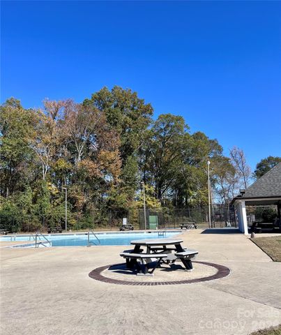 4333 Glen Eagles Lane SW, Concord, NC 28027