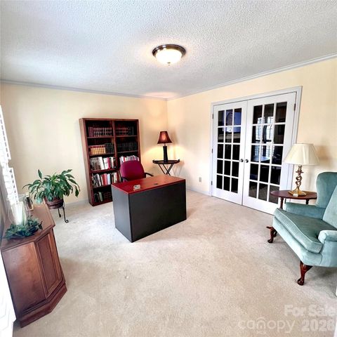 4333 Glen Eagles Lane SW, Concord, NC 28027