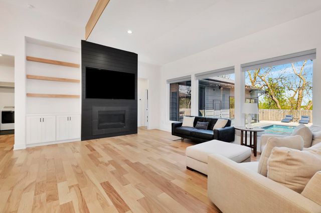 198 S Ciderbluff St, Goddard, KS 67052