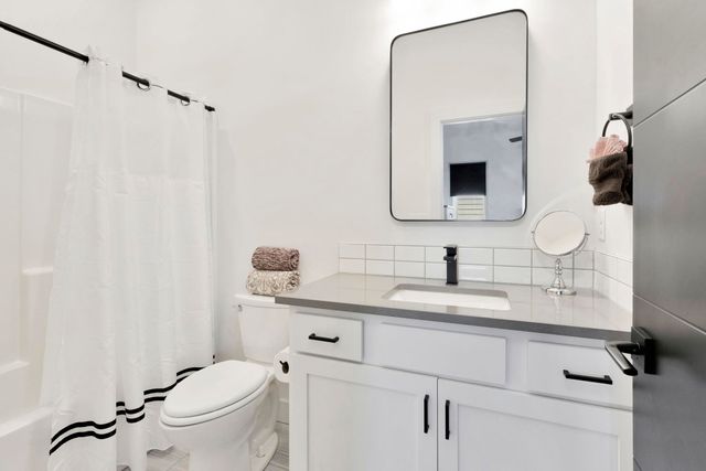 198 S Ciderbluff St, Goddard, KS 67052