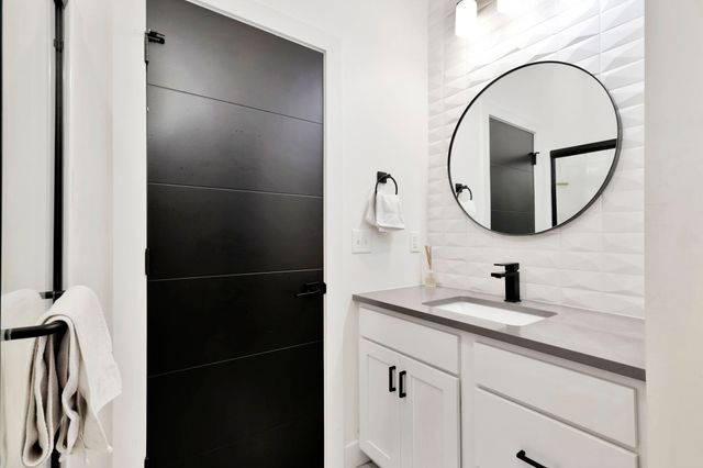 198 S Ciderbluff St, Goddard, KS 67052