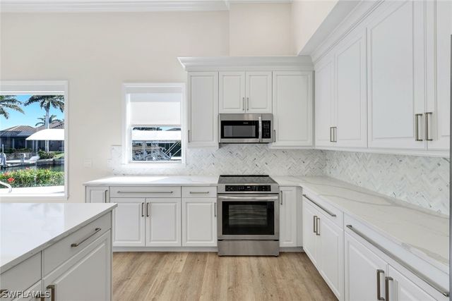 316 Waterleaf CT, Marco Island, FL 34145