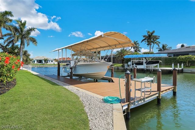 316 Waterleaf CT, Marco Island, FL 34145