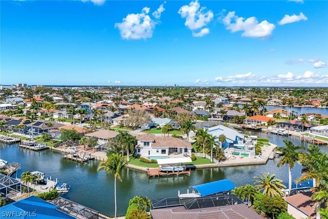 316 Waterleaf CT, Marco Island, FL 34145