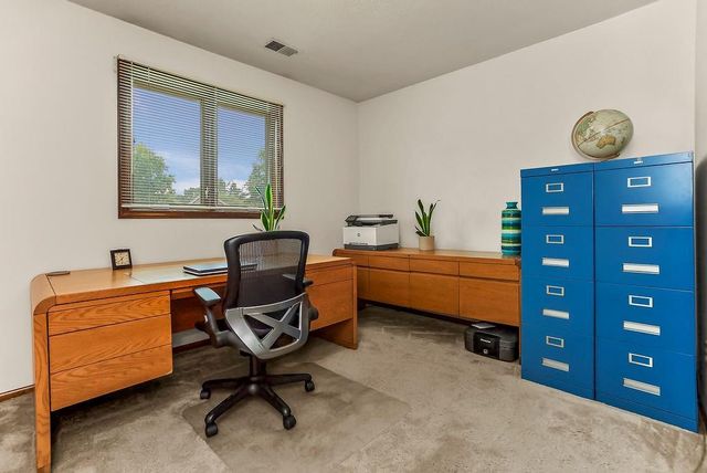 3001 W 121st Terrace, Leawood, KS 66209