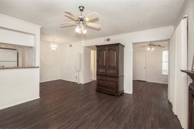 5300 Keller Springs Road 1090, Dallas, TX 75248