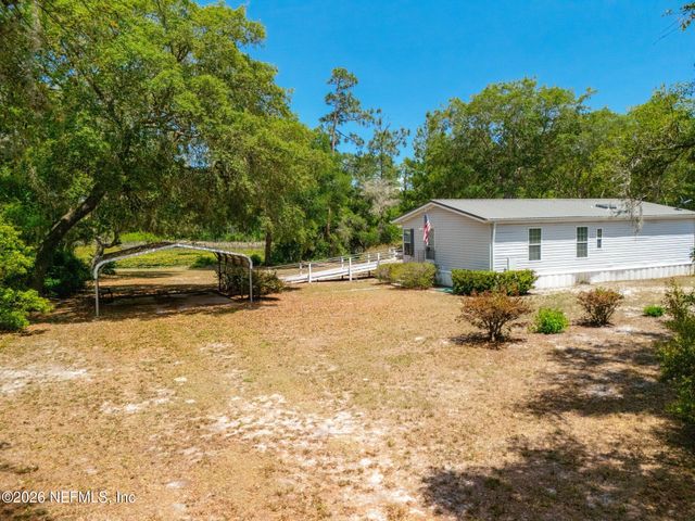 100 MCGRADY LAKE Road, Crescent City, FL 32112