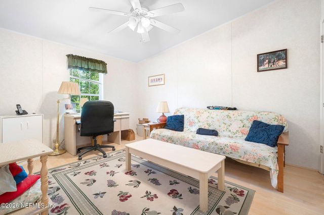 100 MCGRADY LAKE Road, Crescent City, FL 32112