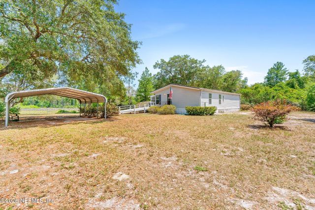 100 MCGRADY LAKE Road, Crescent City, FL 32112