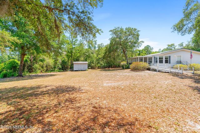 100 MCGRADY LAKE Road, Crescent City, FL 32112