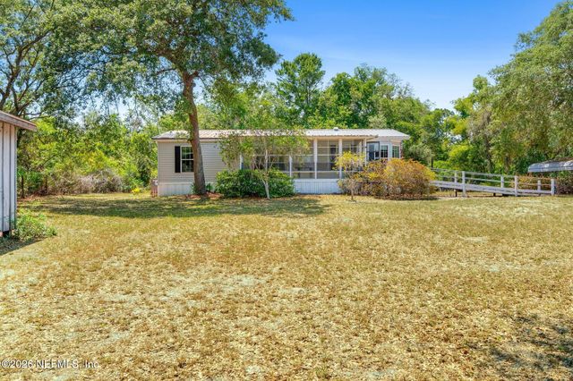 100 MCGRADY LAKE Road, Crescent City, FL 32112