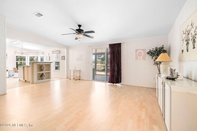 100 MCGRADY LAKE Road, Crescent City, FL 32112