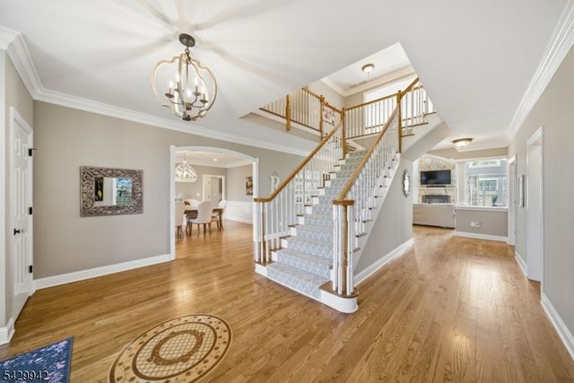 2 Hillas Ln, Chester Twp., NJ 07930