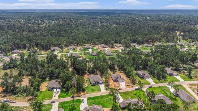 11772 Oakwood Ranch, Willis, TX 77378