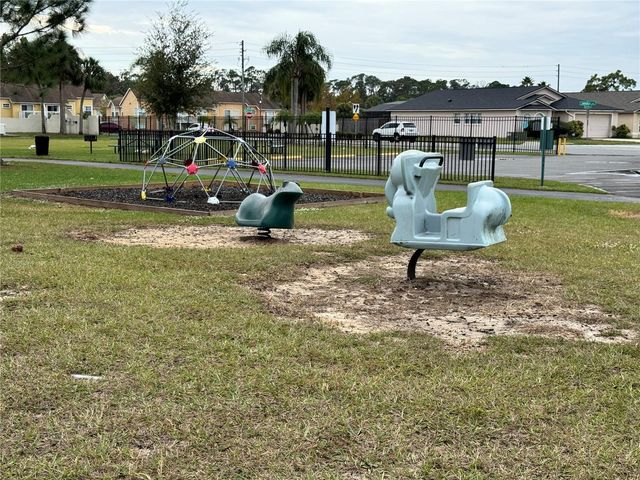 4858 KINGSTON CIRCLE, Kissimmee, FL 34746