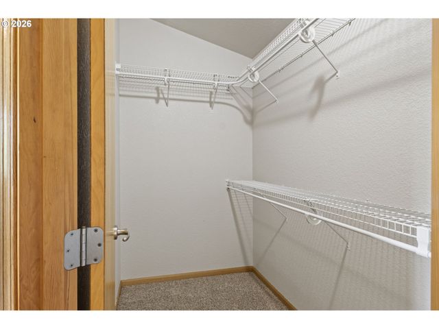 223 ARMANDE Loop, Roseburg, OR 97471