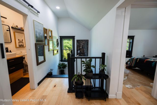 5628 Route 9g, Hudson, NY 12534