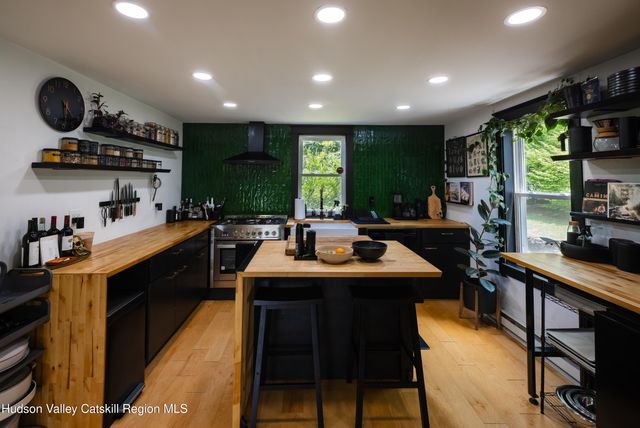 5628 Route 9g, Hudson, NY 12534