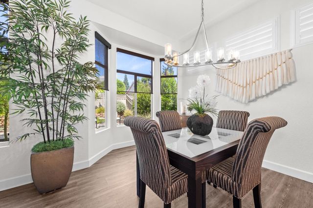 5233 Campcreek Loop, Roseville, CA 95747