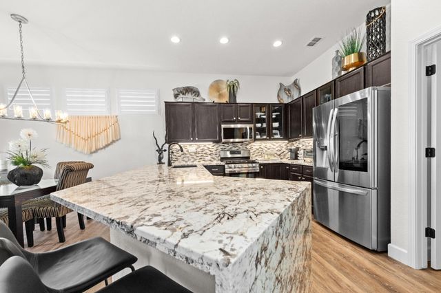 5233 Campcreek Loop, Roseville, CA 95747