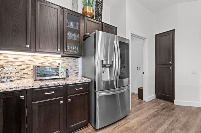 5233 Campcreek Loop, Roseville, CA 95747