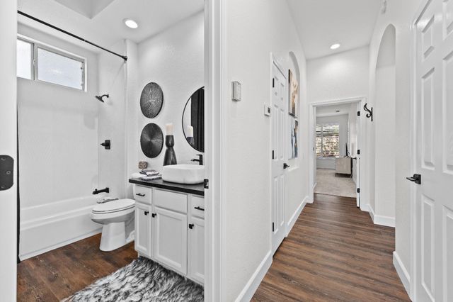 5233 Campcreek Loop, Roseville, CA 95747