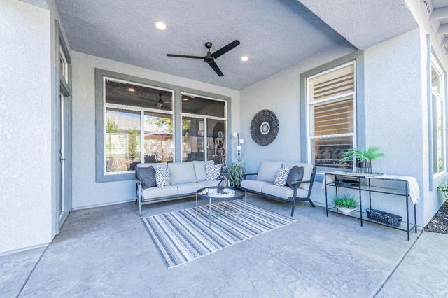 5233 Campcreek Loop, Roseville, CA 95747