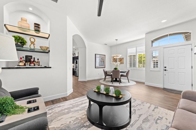 5233 Campcreek Loop, Roseville, CA 95747