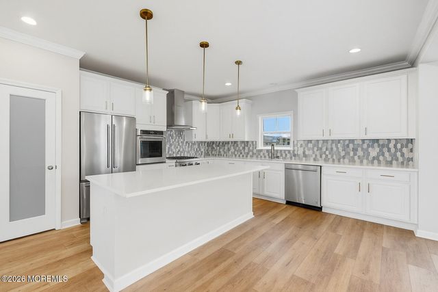 21 Bayview Drive, Brick, NJ 08723