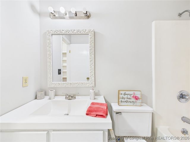 9380 Castle Falls Circle, Fayetteville, NC 28314