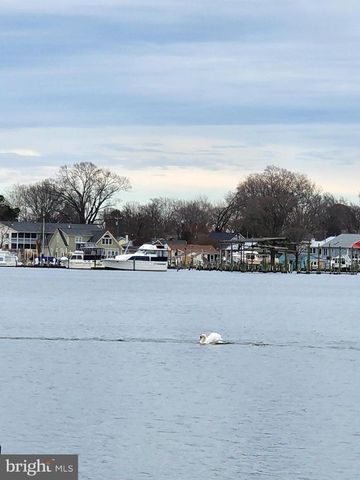701 MONROE POINT, Colonial Beach, VA 22443