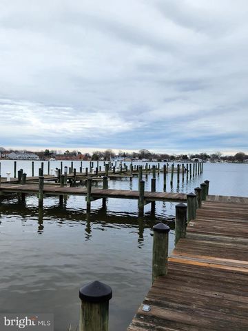 701 MONROE POINT, Colonial Beach, VA 22443
