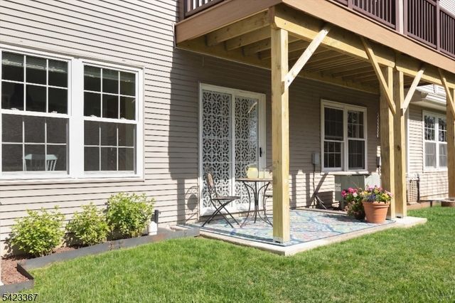 52 Greenbrook Dr 52, Bloomfield Twp., NJ 07003